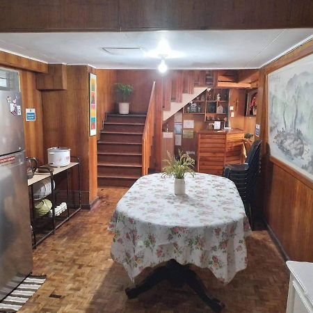 Amara Transient House - Homestay Baguio City Esterno foto