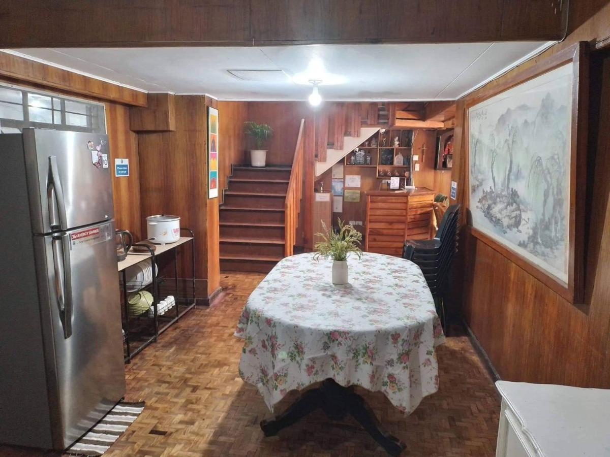 Amara Transient House - Homestay Baguio City Esterno foto
