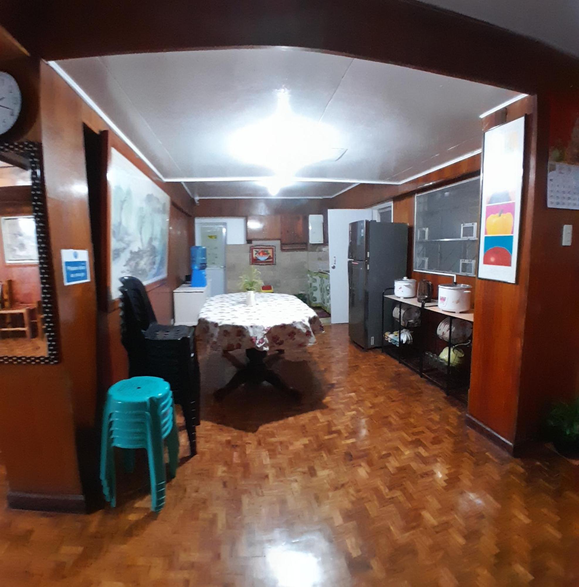 Amara Transient House - Homestay Baguio City Esterno foto